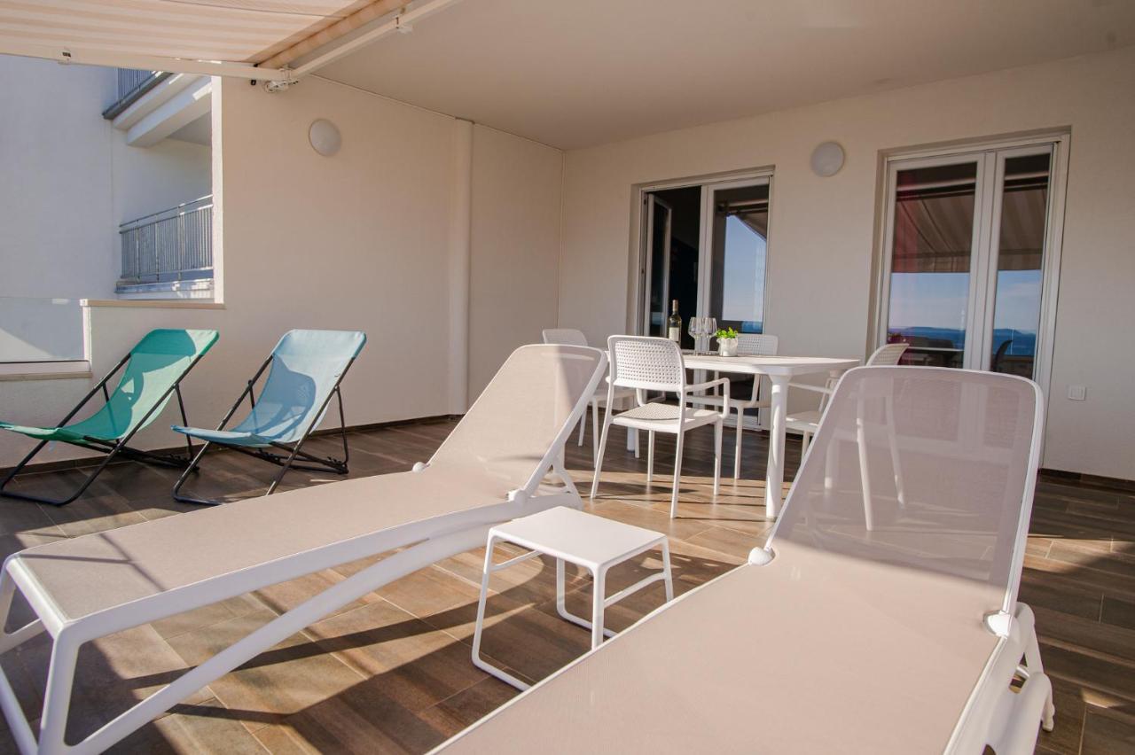 Exclusive Seaside Dream Apartments Murter Exterior foto